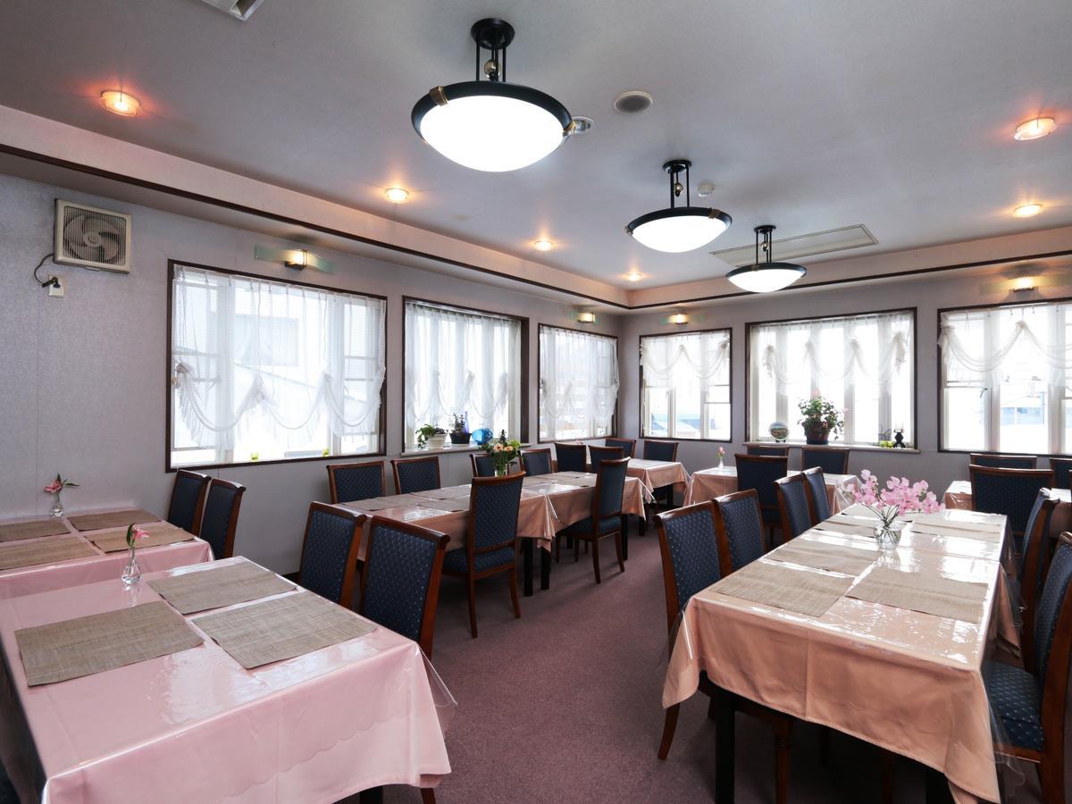 Otari Auberge La Chaumiere מראה חיצוני תמונה