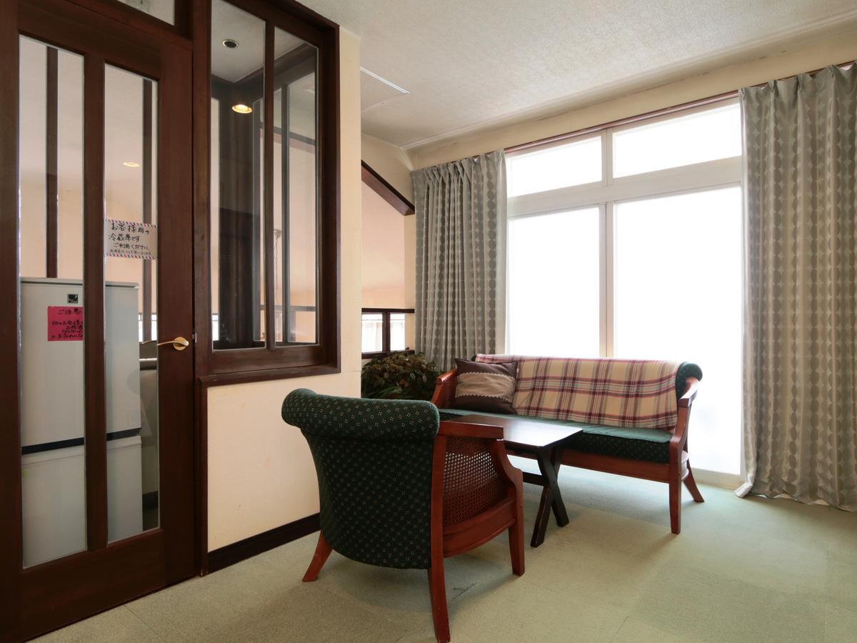 Otari Auberge La Chaumiere מראה חיצוני תמונה